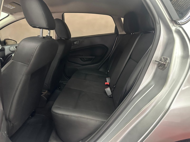 FIESTA 1.6 SE HATCH 16V FLEX 4P MANUAL - 2012 - CAXIAS DO SUL