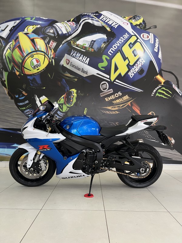 GSX R750 SRAD - 2014 - PASSO FUNDO