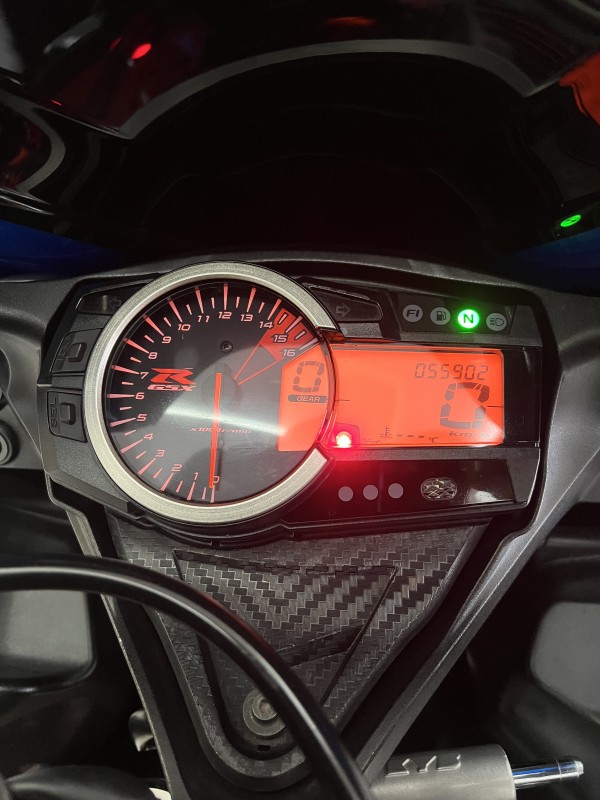 GSX R750 SRAD - 2014 - PASSO FUNDO