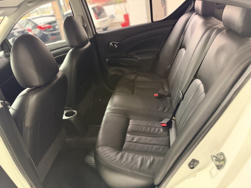 VERSA 1.6 16V SL FLEXSTART FLEX 4P AUTOMÁTICO - 2017 - PORTãO