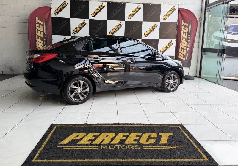 HB20S 1.6 PREMIUM 16V FLEX 4P AUTOMÁTICO - 2014 - PORTãO