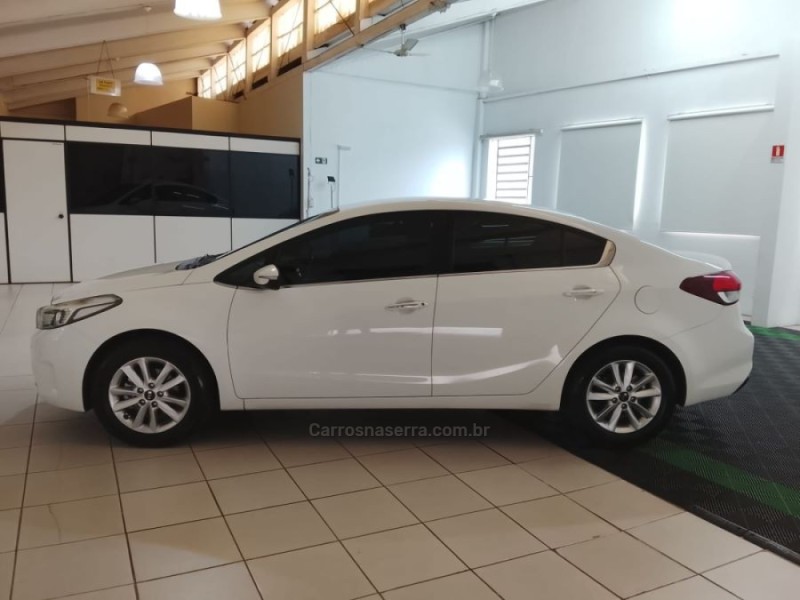 CERATO 1.6 EX SEDAN 16V GASOLINA 4P AUTOMÁTICO - 2019 - NOVO HAMBURGO