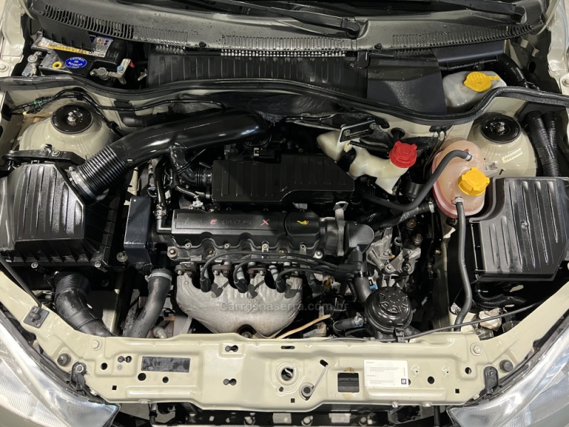 CORSA 1.4 MPFI MAXX SEDAN 8V FLEX 4P MANUAL - 2009 - CAXIAS DO SUL