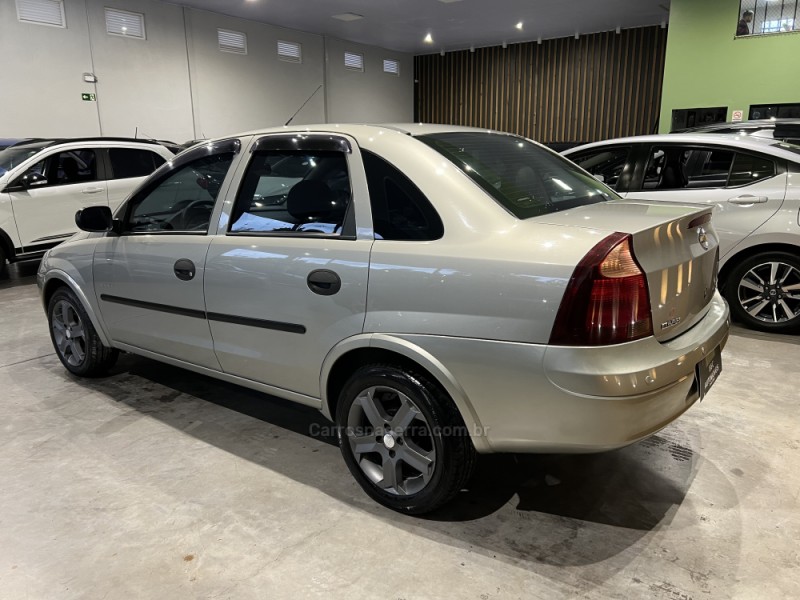 CORSA 1.4 MPFI MAXX SEDAN 8V FLEX 4P MANUAL - 2009 - CAXIAS DO SUL