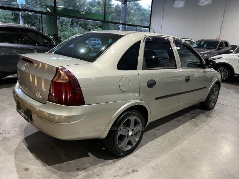 CORSA 1.4 MPFI MAXX SEDAN 8V FLEX 4P MANUAL - 2009 - CAXIAS DO SUL