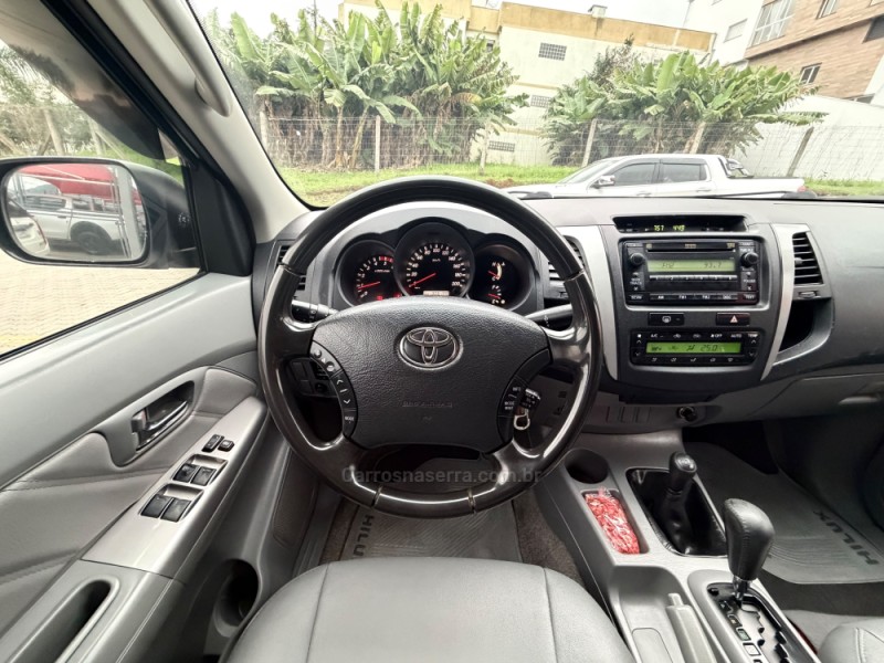 HILUX 3.0 SRV 4X4 CD 16V TURBO INTERCOOLER DIESEL 4P AUTOMÁTICO - 2011 - FELIZ