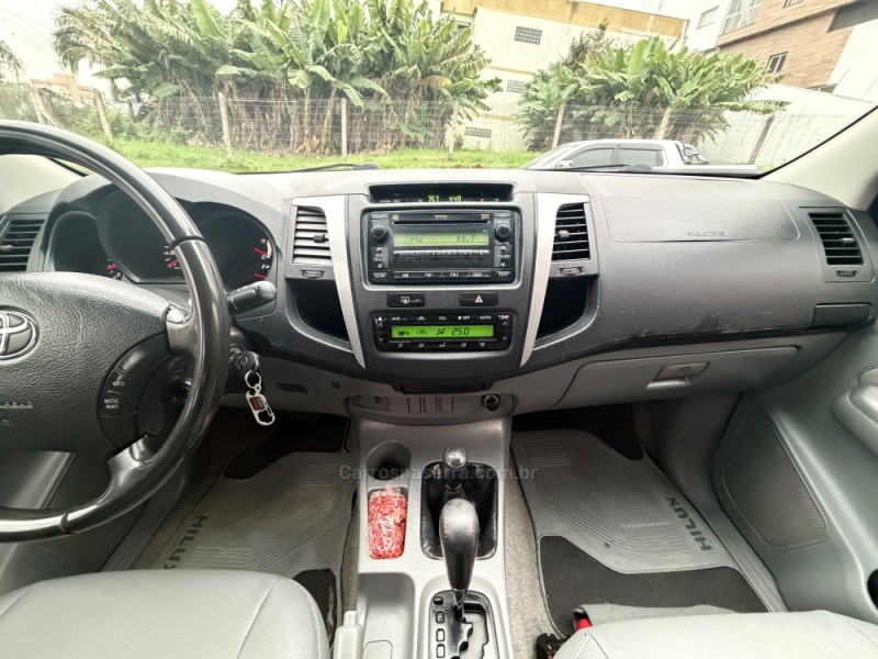 HILUX 3.0 SRV 4X4 CD 16V TURBO INTERCOOLER DIESEL 4P AUTOMÁTICO - 2011 - FELIZ