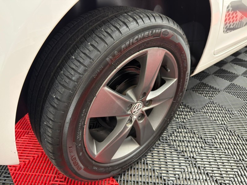 FOX 1.6 MI ROCK IN RIO 8V FLEX 4P MANUAL - 2016 - CAXIAS DO SUL