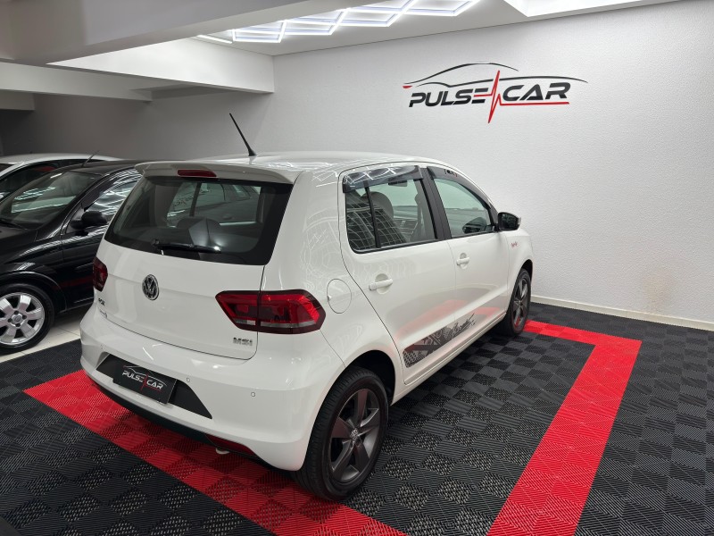 FOX 1.6 MI ROCK IN RIO 8V FLEX 4P MANUAL - 2016 - CAXIAS DO SUL