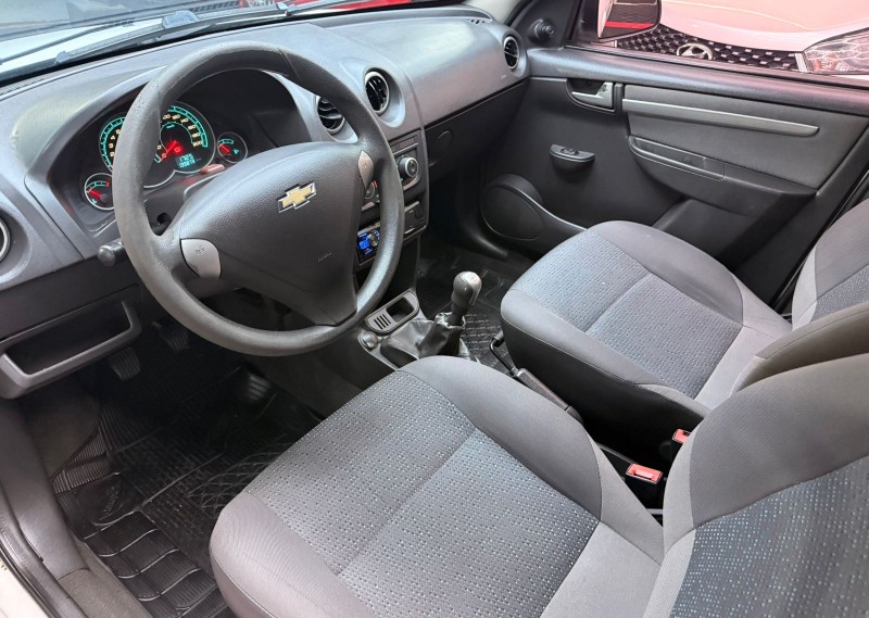 CELTA 1.0 MPFI LT 8V FLEX 4P MANUAL - 2014 - CANELA