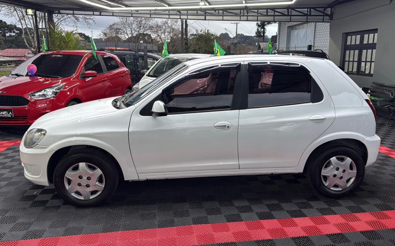CELTA 1.0 MPFI LT 8V FLEX 4P MANUAL - 2014 - CANELA