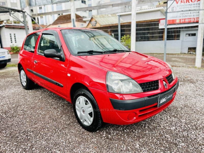 CLIO 1.0 AUTHENTIQUE 8V GASOLINA 2P MANUAL - 2005 - CAXIAS DO SUL