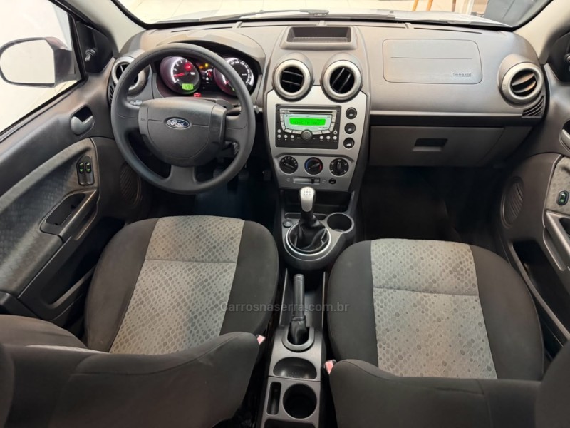 FIESTA 1.6 ROCAM SE PLUS 8V FLEX 4P MANUAL - 2014 - BOM RETIRO DO SUL