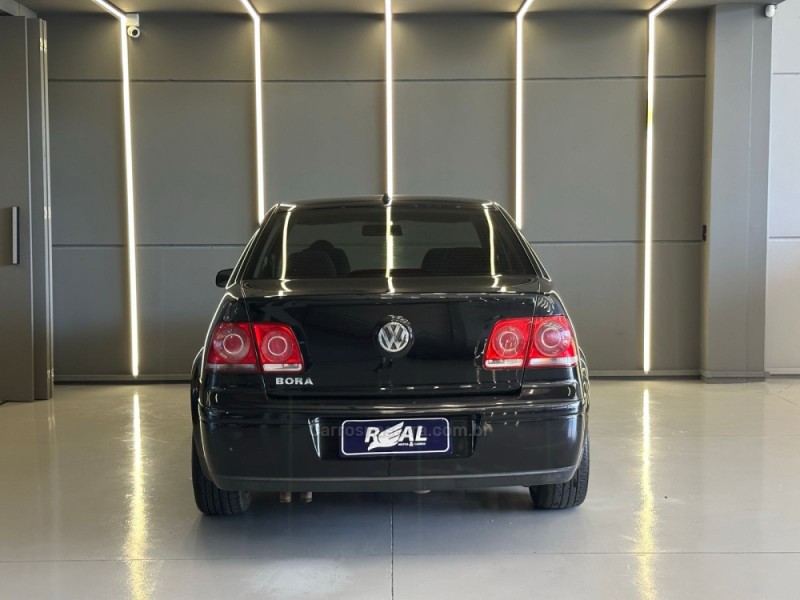 BORA 2.0 MI 8V FLEX 4P MANUAL - 2009 - SAPIRANGA