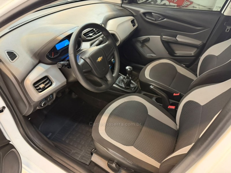 ONIX 1.0 MPFI LS 8V FLEX 4P MANUAL - 2016 - BOM RETIRO DO SUL