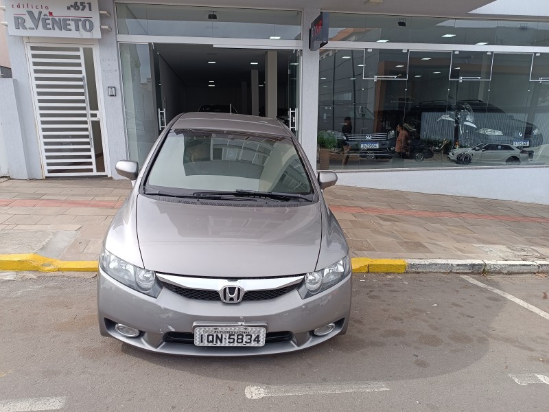 CIVIC 1.8 LXS 16V FLEX 4P MANUAL - 2010 - FLORES DA CUNHA