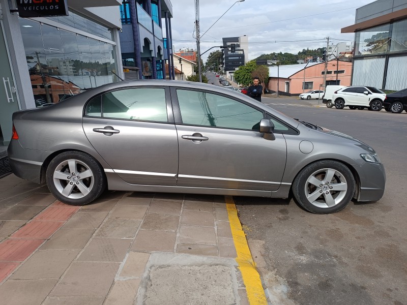 CIVIC 1.8 LXS 16V FLEX 4P MANUAL - 2010 - FLORES DA CUNHA