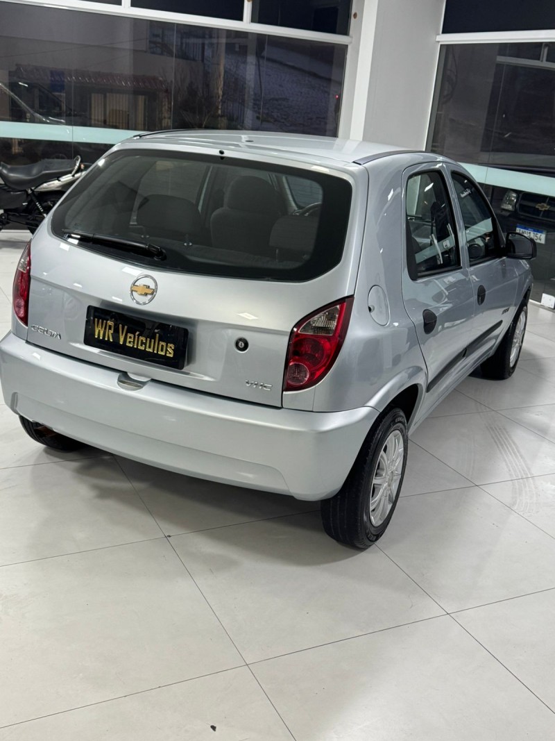 CELTA 1.0 MPFI SPIRIT 8V FLEX 4P MANUAL - 2009 - BENTO GONçALVES