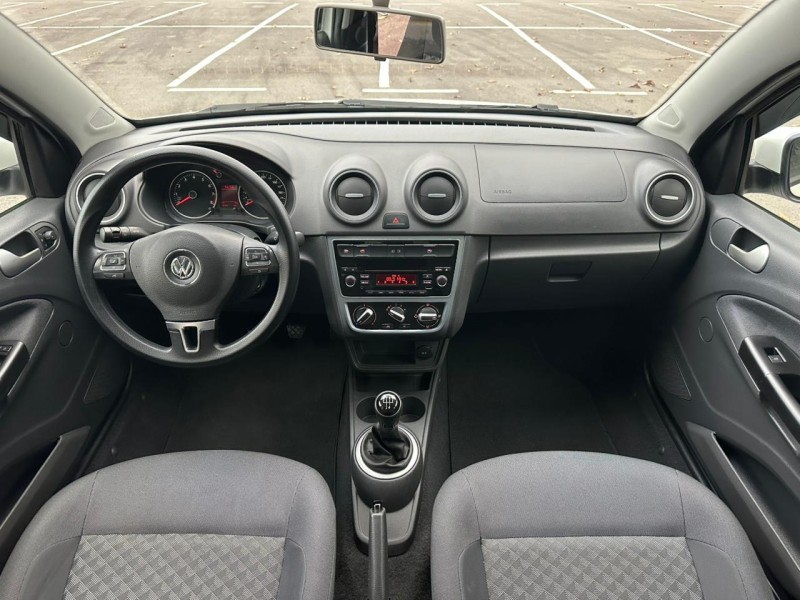 VOYAGE 1.6 MI COMFORTLINE 8V FLEX 4P MANUAL - 2015 - CAXIAS DO SUL