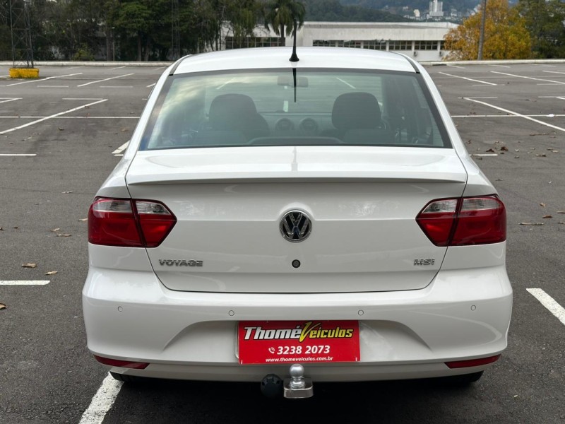 VOYAGE 1.6 MI COMFORTLINE 8V FLEX 4P MANUAL - 2015 - CAXIAS DO SUL