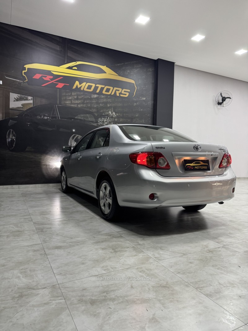COROLLA 1.8 XLI 16V FLEX 4P AUTOMÁTICO - 2010 - CAXIAS DO SUL