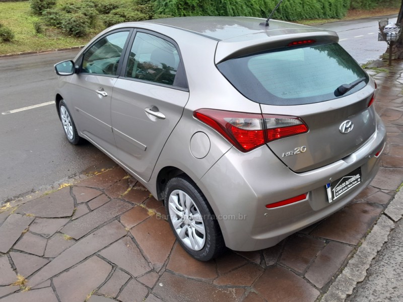 HB20 1.0 COMFORT 16V FLEX 4P MANUAL - 2019 - NOVA PRATA
