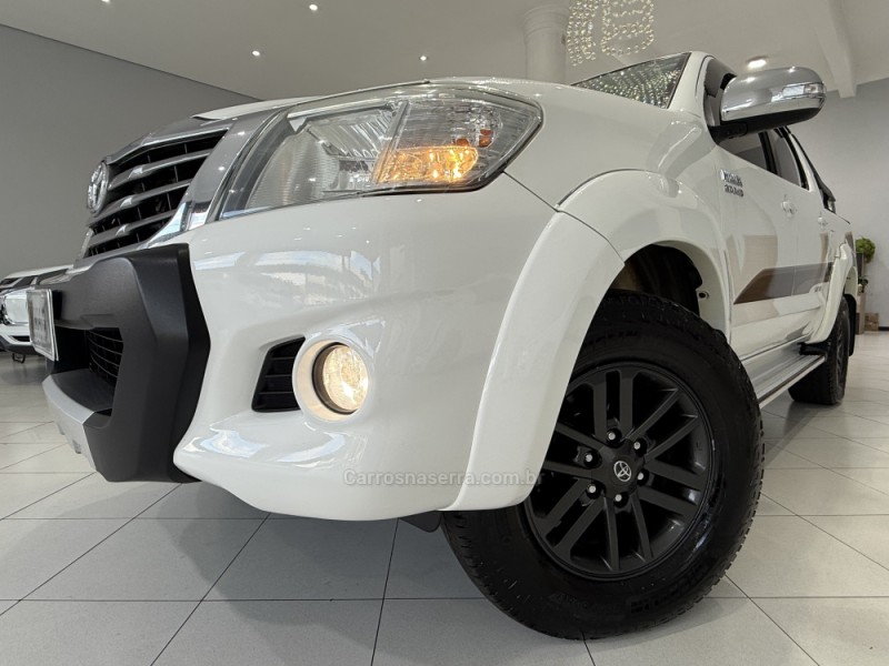 HILUX 3.0 SRV LIMITED EDITION 4X4 CD 16V TURBO INTERCOOLER DIESEL 4P AUTOMÁTICO - 2015 - ERECHIM