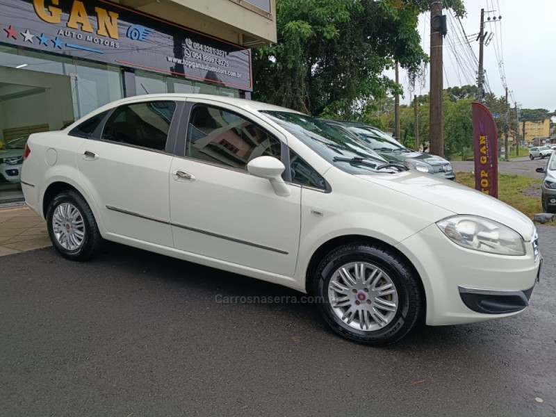linea 1.8 essence 16v flex 4p manual 2015 nova petropolis