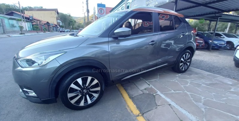 kicks 1.6 sl 16v flexstar 4p automatico 2017 picada cafe