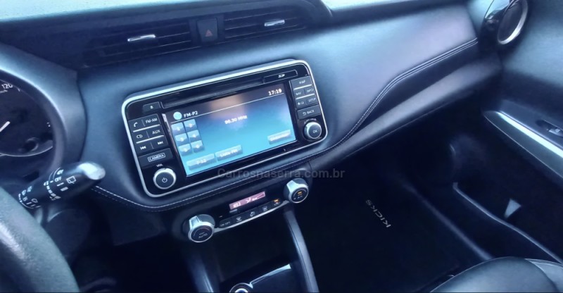 KICKS 1.6 SL 16V FLEXSTAR 4P AUTOMÁTICO - 2017 - PICADA CAFé
