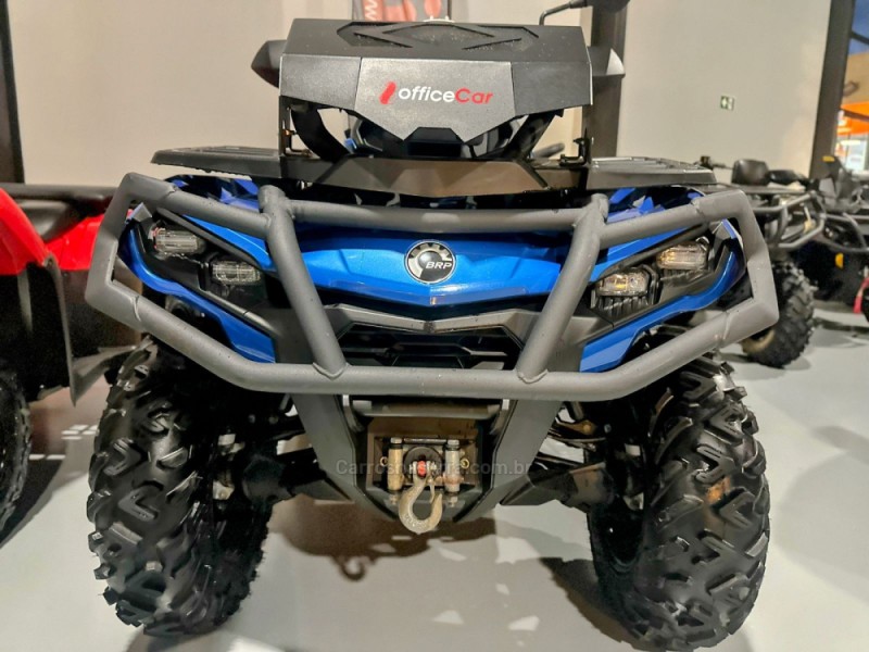 OUTLANDER 1000X MR - 2023 - TRêS COROAS