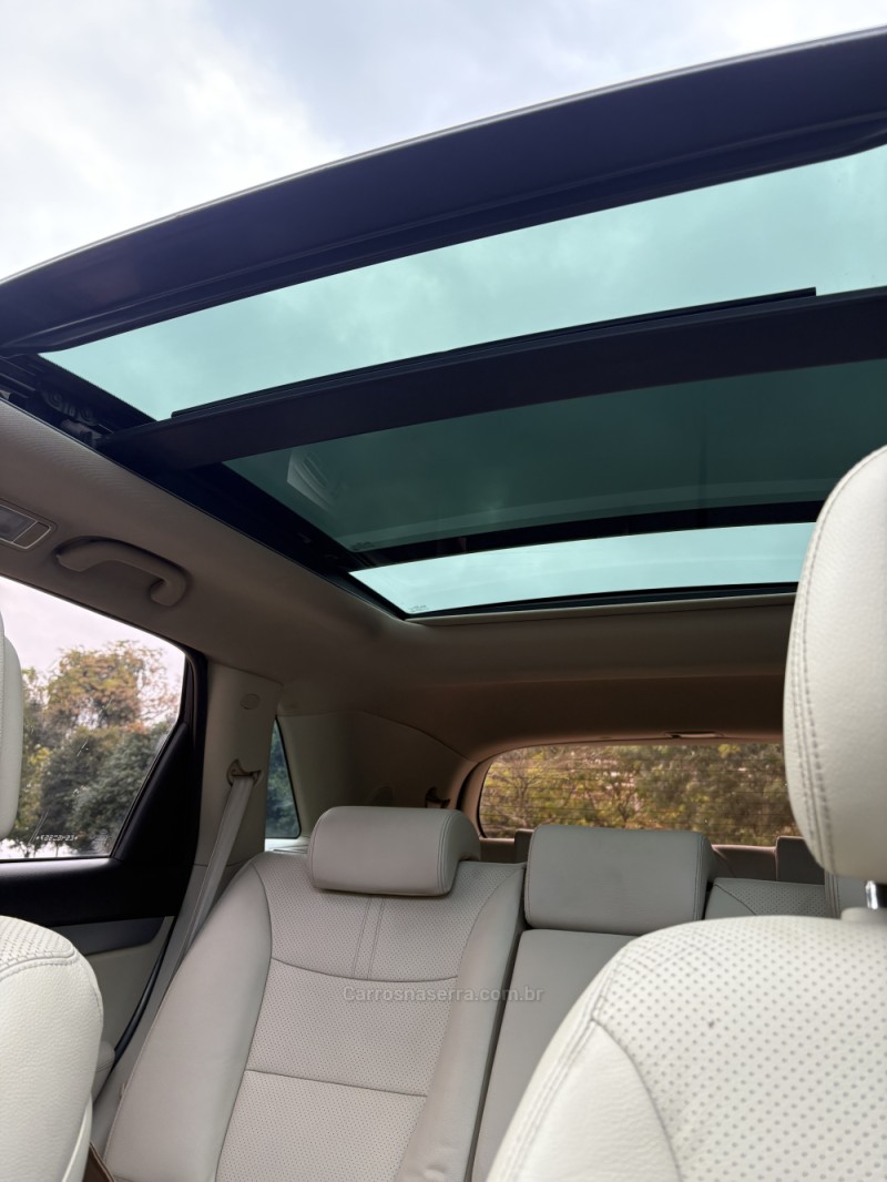 SORENTO 3.5 4X4 V6 24V GASOLINA 4P AUTOMÁTICO - 2014 - GARIBALDI