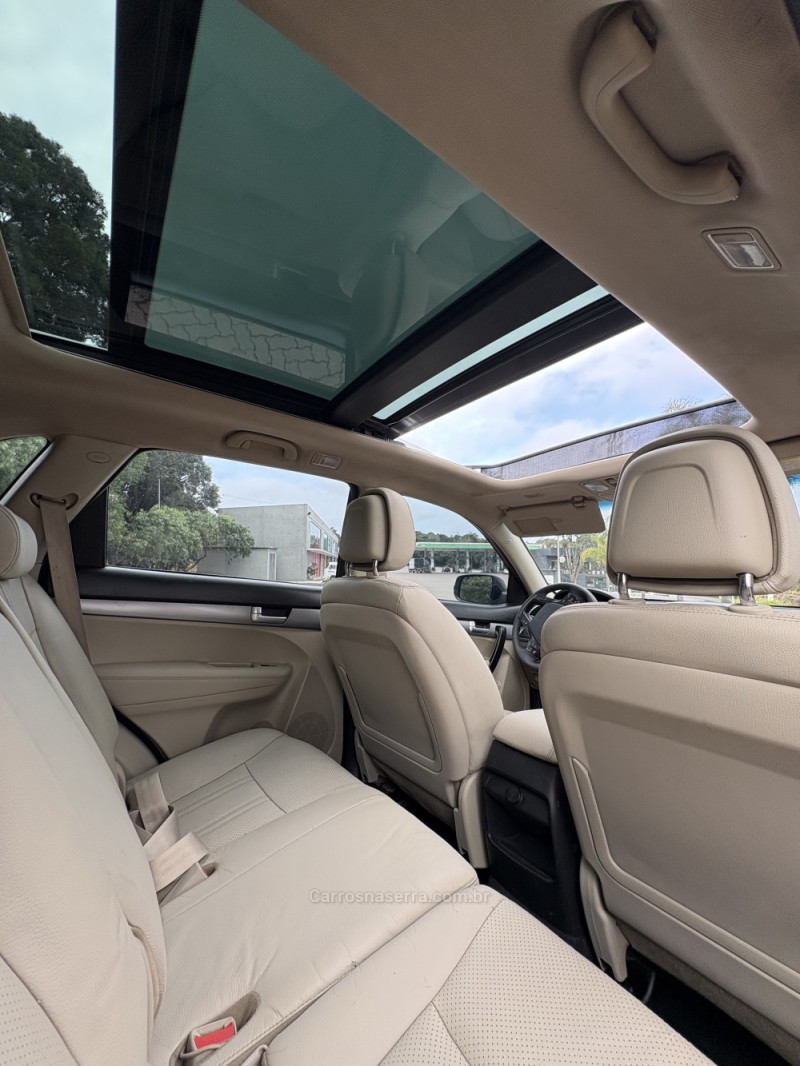 SORENTO 3.5 4X4 V6 24V GASOLINA 4P AUTOMÁTICO - 2014 - GARIBALDI