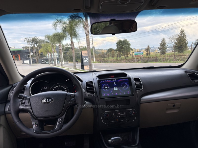 SORENTO 3.5 4X4 V6 24V GASOLINA 4P AUTOMÁTICO - 2014 - GARIBALDI
