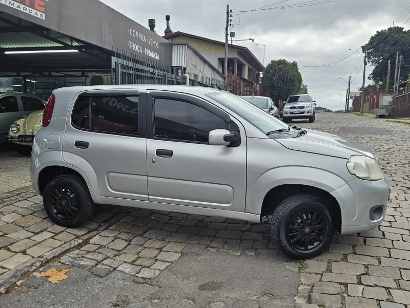 UNO 1.0 EVO VIVACE 8V FLEX 4P MANUAL - 2011 - CAXIAS DO SUL