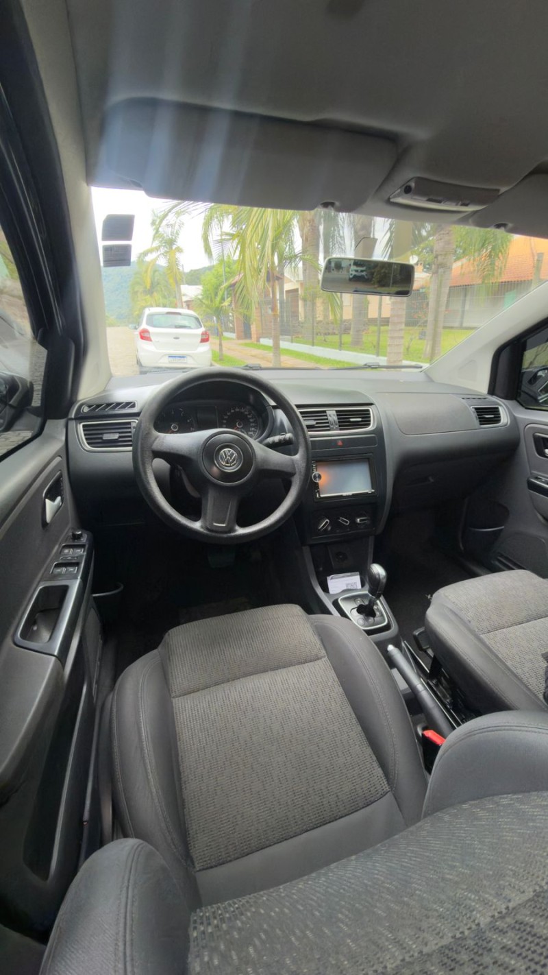 FOX 1.6 MI POWER I-MOTION 8V FLEX 4P AUTOMÁTICO - 2013 - FELIZ
