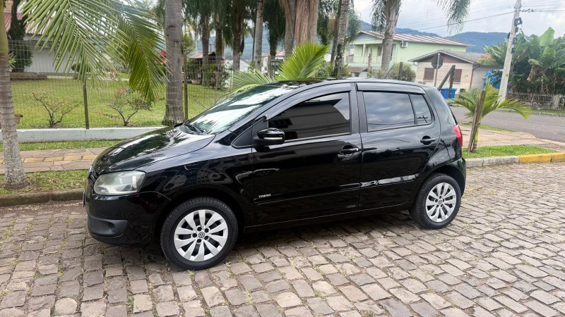 FOX 1.6 MI POWER I-MOTION 8V FLEX 4P AUTOMÁTICO - 2013 - FELIZ