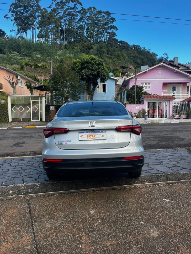 CRONOS 1.3 DRIVE 8V FLEX 4P MANUAL - 2022 - CARLOS BARBOSA