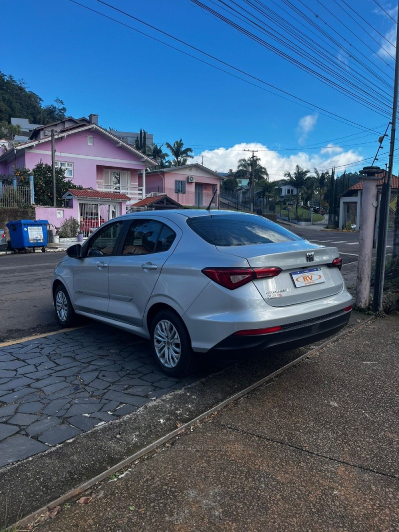 CRONOS 1.3 DRIVE 8V FLEX 4P MANUAL - 2022 - CARLOS BARBOSA