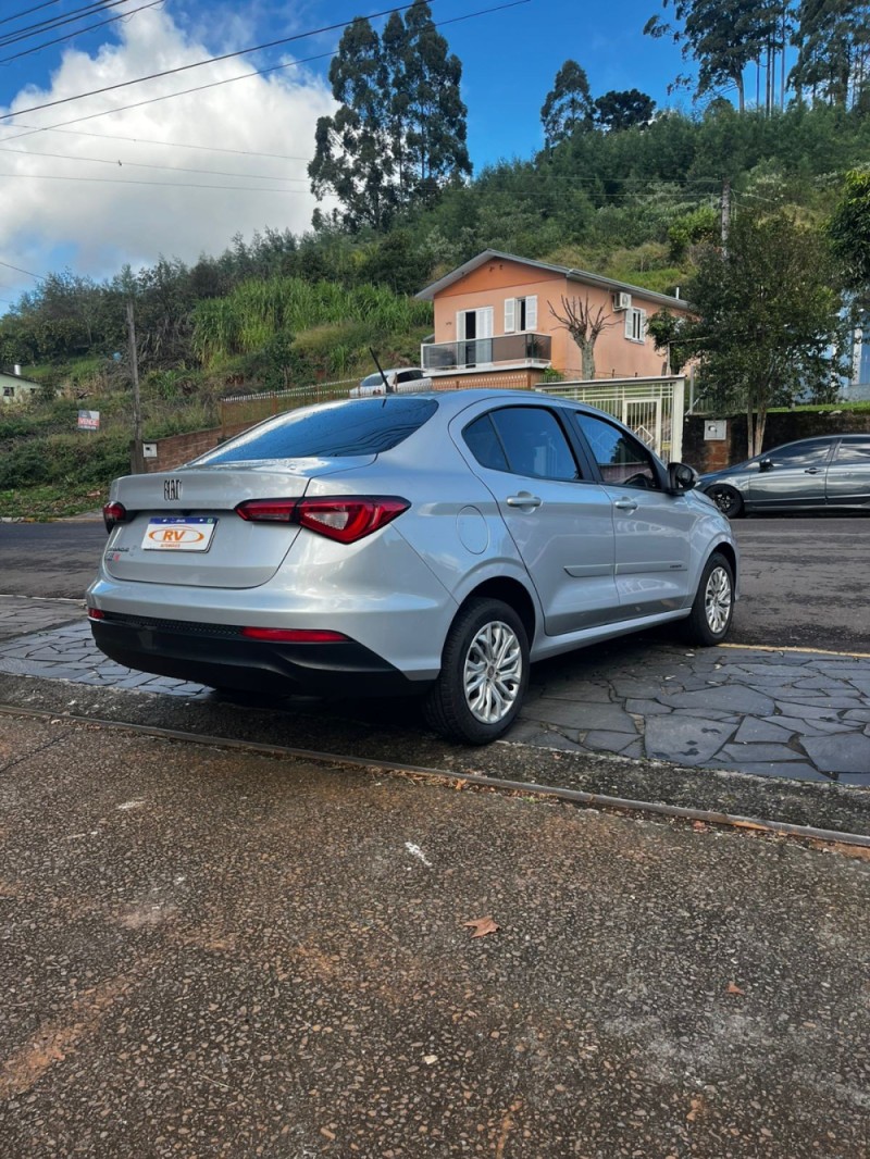 CRONOS 1.3 DRIVE 8V FLEX 4P MANUAL - 2022 - CARLOS BARBOSA