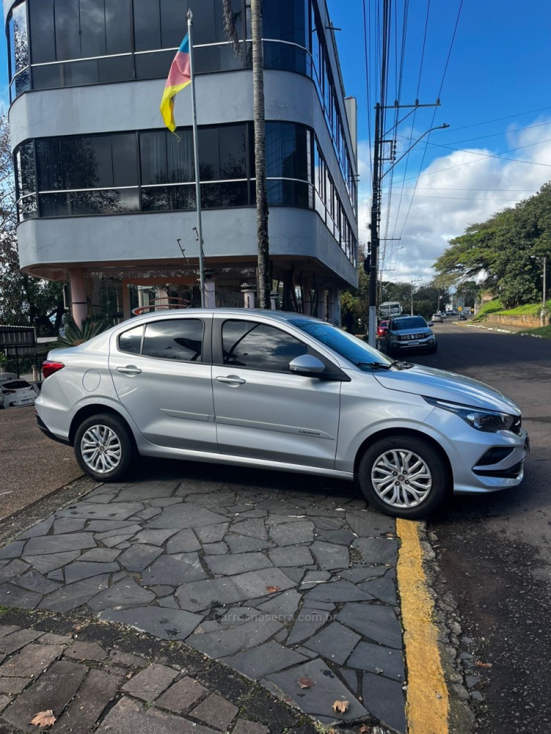 CRONOS 1.3 DRIVE 8V FLEX 4P MANUAL - 2022 - CARLOS BARBOSA
