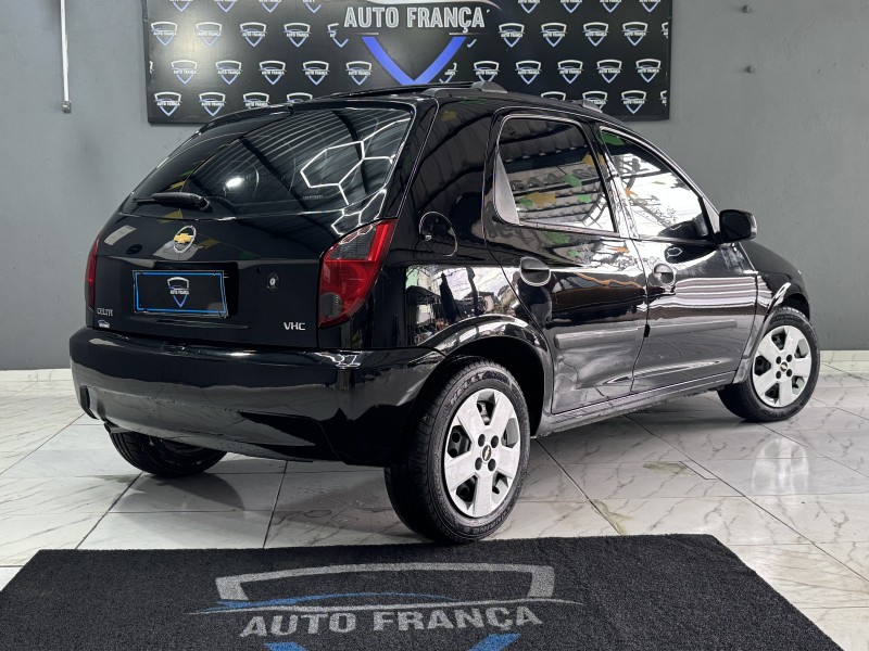 CELTA 1.0 MPFI VHC LIFE 8V GASOLINA 4P MANUAL - 2007 - CAXIAS DO SUL