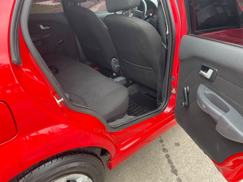 SIENA 1.0 MPI EL 8V FLEX 4P MANUAL - 2011 - CAXIAS DO SUL
