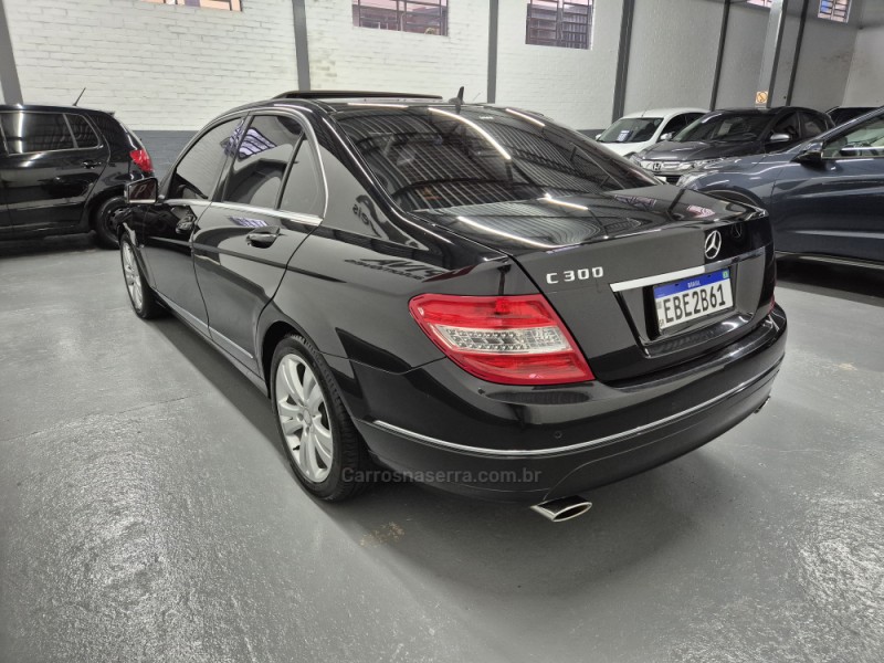 C 300 3.0 AVANTGARDE V6 24V GASOLINA 4P AUTOMÁTICO - 2010 - GARIBALDI