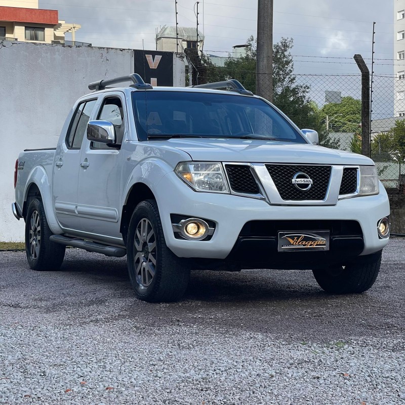 FRONTIER 2.5 SL 4X4 CD TURBO ELETRONIC DIESEL 4P AUTOMÁTICO - 2014 - CAXIAS DO SUL