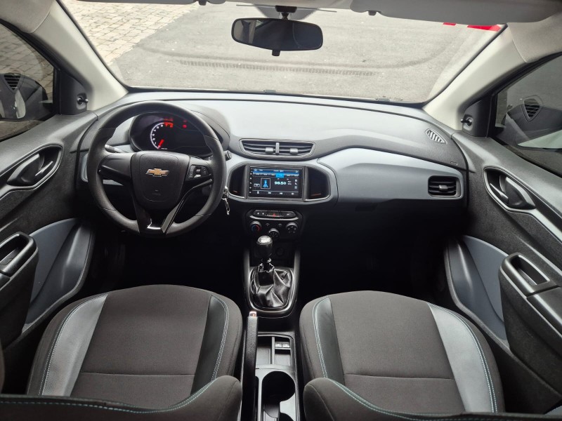 ONIX 1.0 JOY BLACK 8V FLEX 4P MANUAL - 2021 - CAXIAS DO SUL