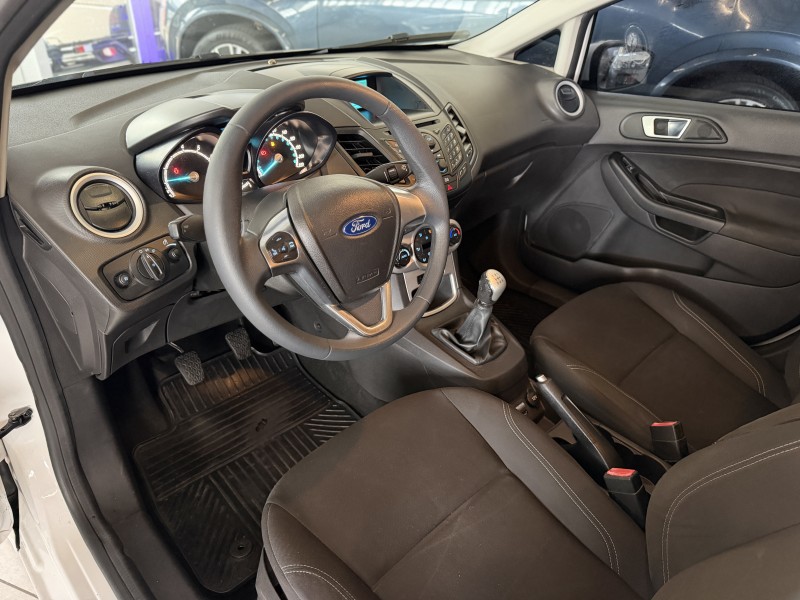 FIESTA 1.5 SE HATCH 16V FLEX 4P MANUAL - 2014 - CAXIAS DO SUL