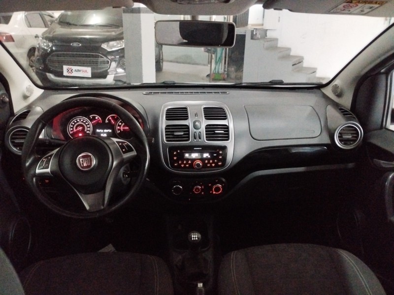 PALIO 1.4 EVO ATTRACTIVE ITALIA 8V FLEX 5P MANUAL - 2017 - CAXIAS DO SUL