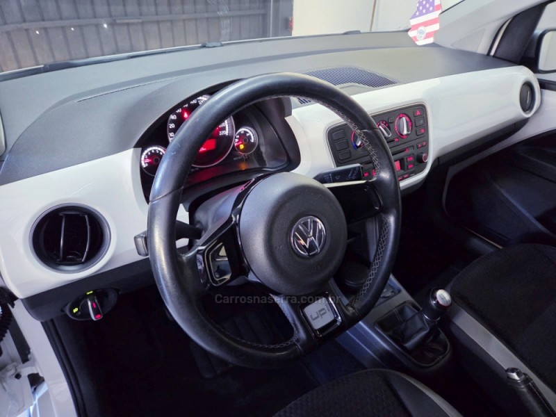 UP 1.0 TSI CROSS 12V FLEX 4P MANUAL - 2016 - CAMPO BOM