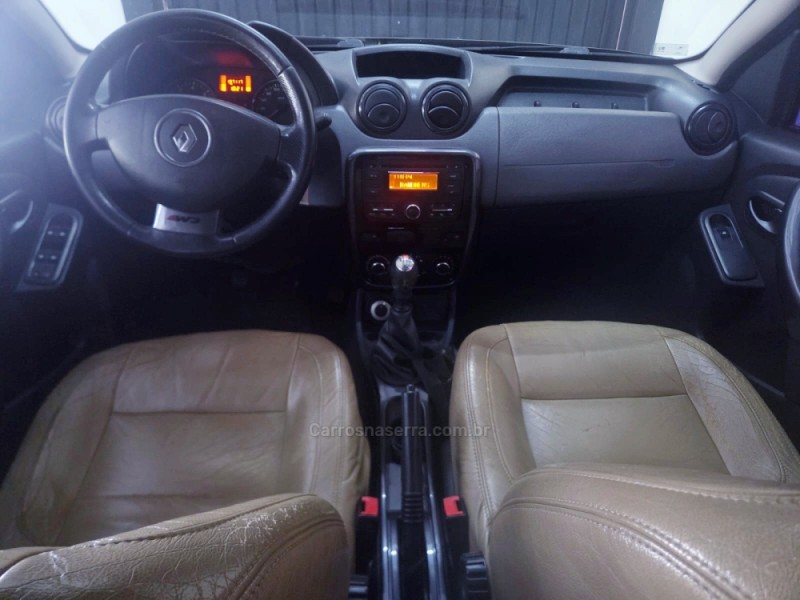 DUSTER 2.0 TECH ROAD II 4X4 16V FLEX 4P MANUAL - 2012 - CAMPO BOM
